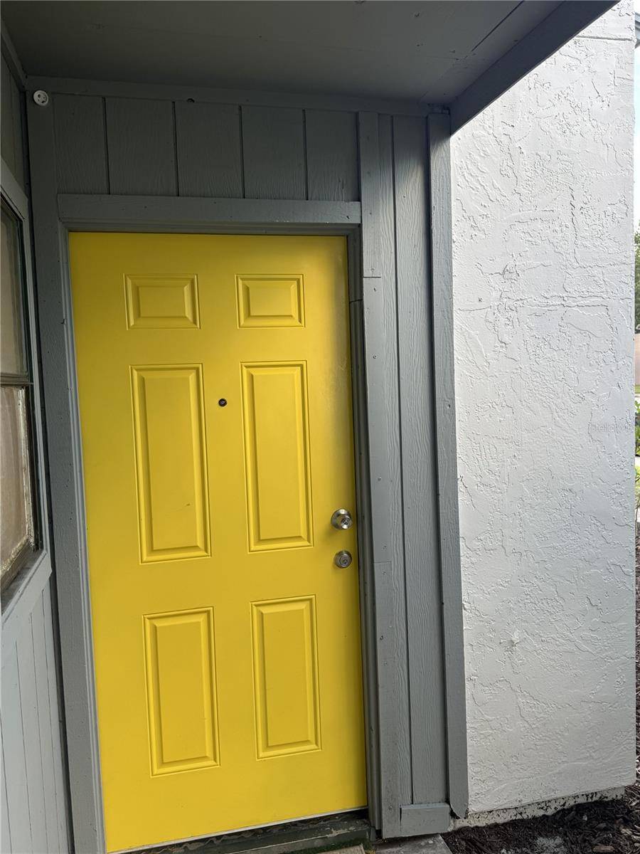 2430 LEMON TREE LN #2I, Orlando, FL 32839