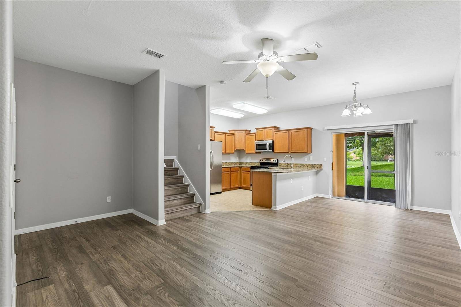 1220 TWIN TREES LN, Sanford, FL 32771