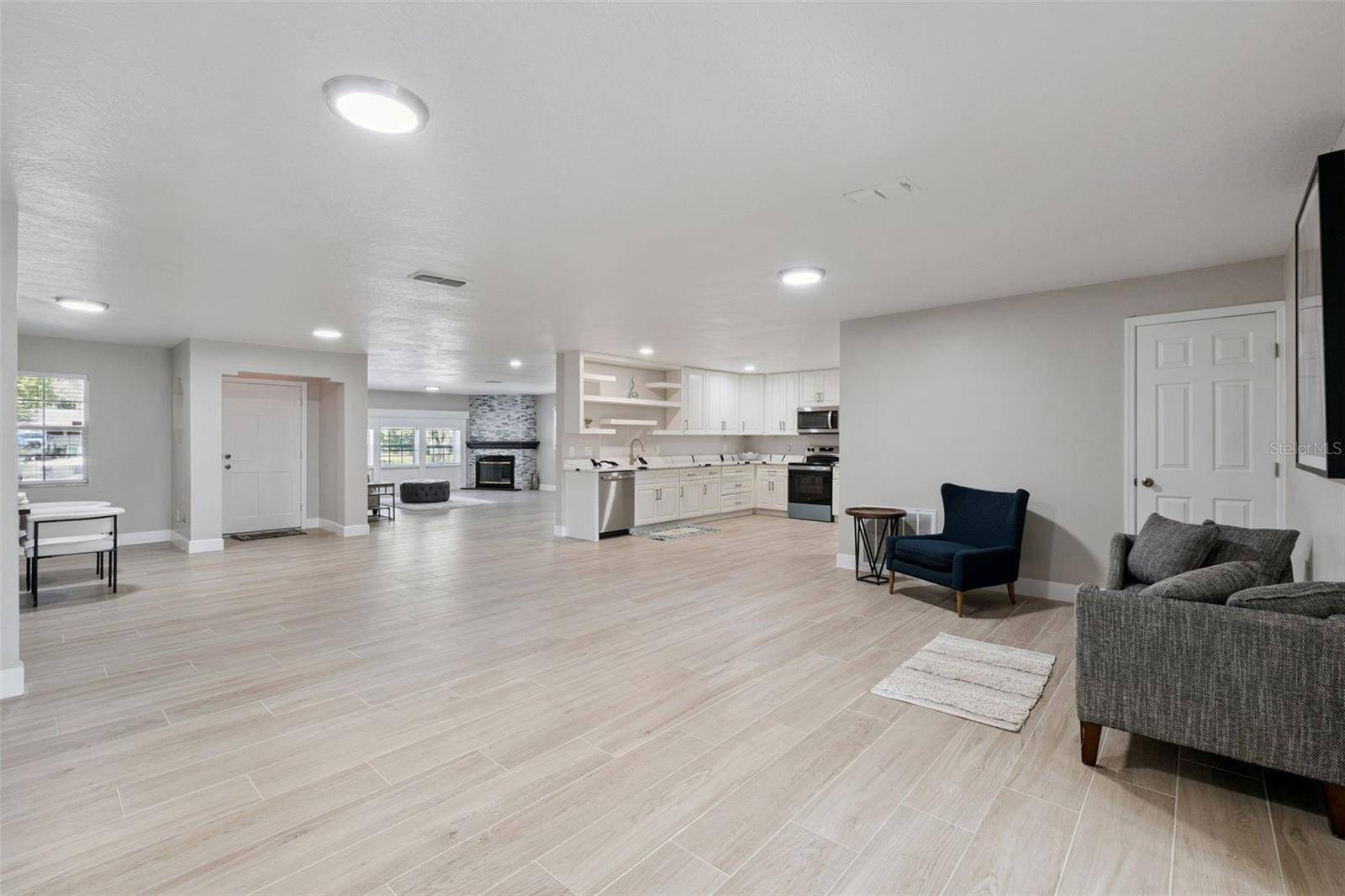 1033 CRYSTAL BOWL CIR, Casselberry, FL 32707