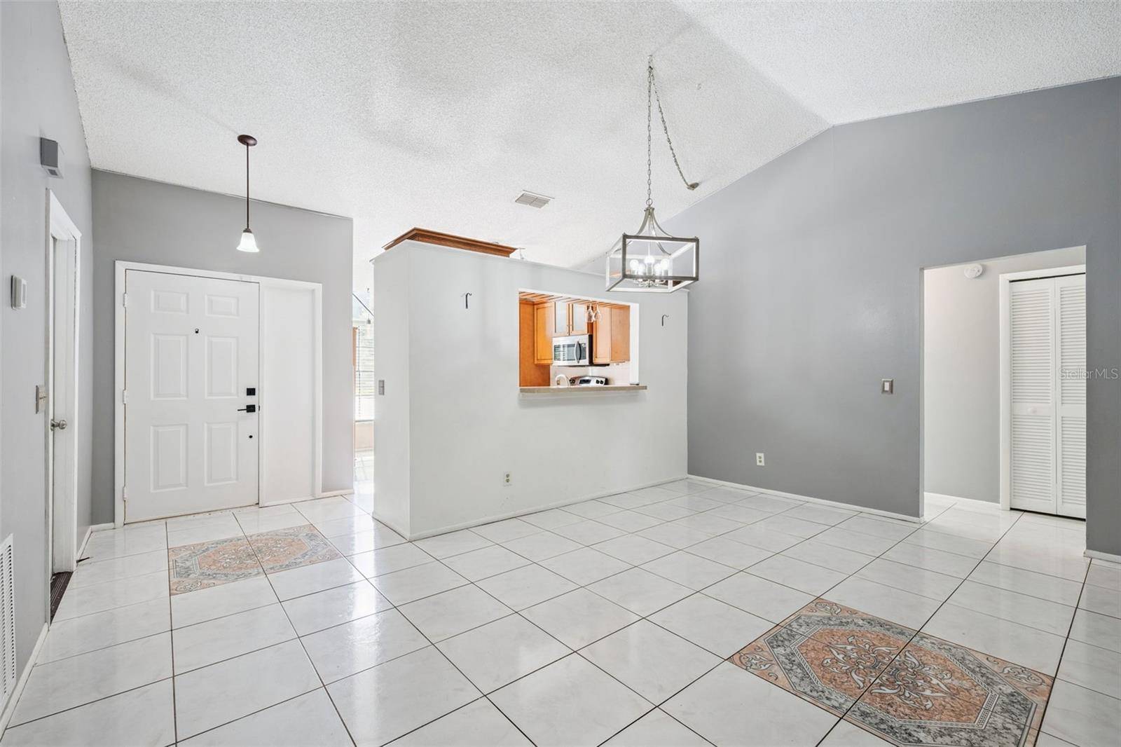 2136 OPAL DR, Orlando, FL 32822