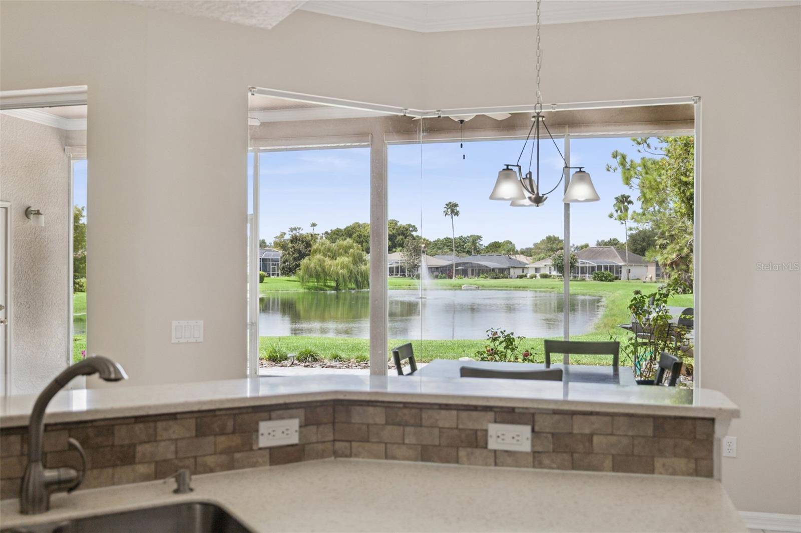 316 HAZELTINE DR, Debary, FL 32713