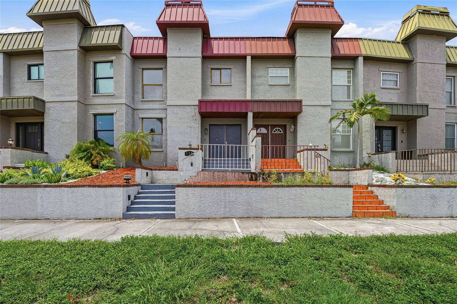 170 E DAVIS BLVD, Tampa, FL 33606