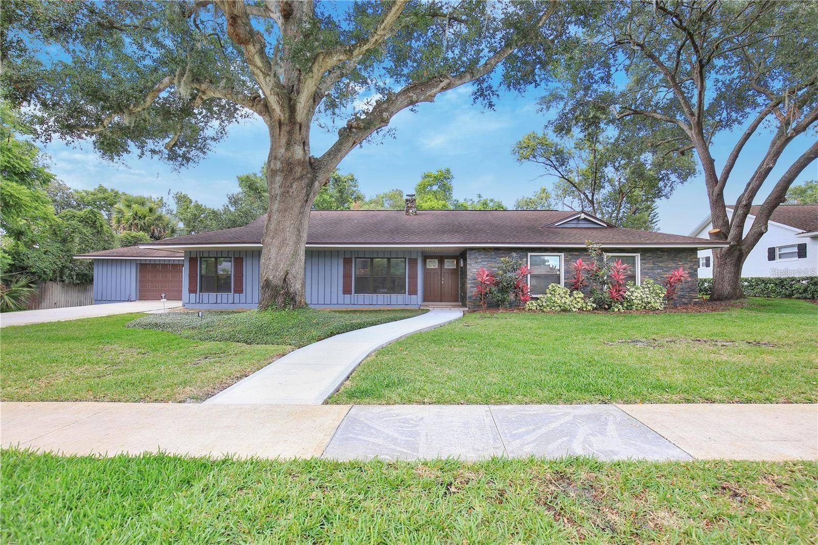 8937 EASTERLING DR, Orlando, FL 32819