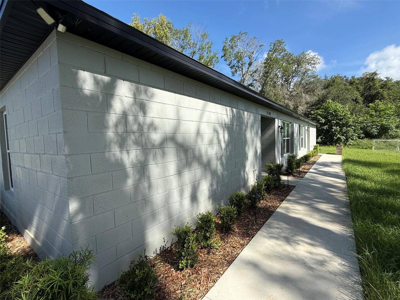 2108 SOUTH ST, Leesburg, FL 34748