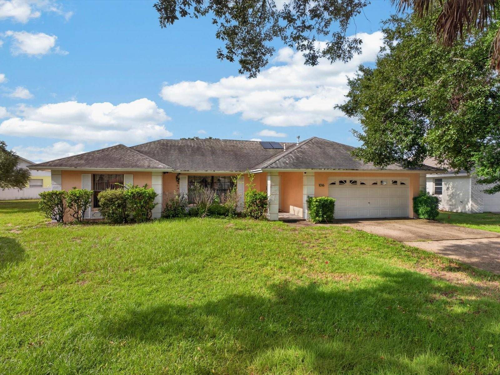 1016 LESTER RIDGE CT, Kissimmee, FL 34747