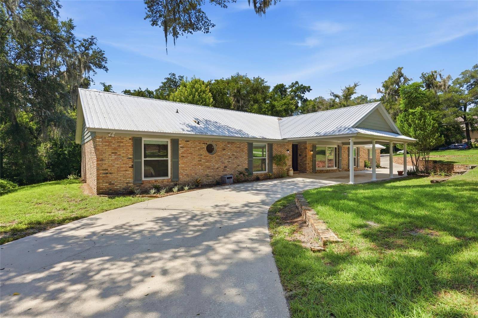 1150 MARKHAM WOODS RD, Longwood, FL 32779