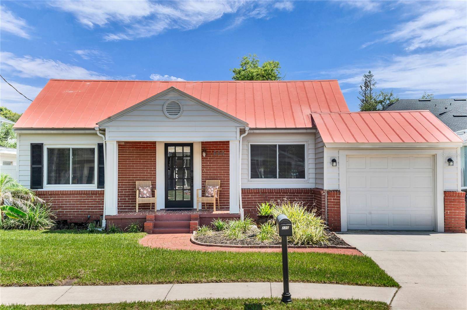 220 E GRANT ST, Orlando, FL 32806