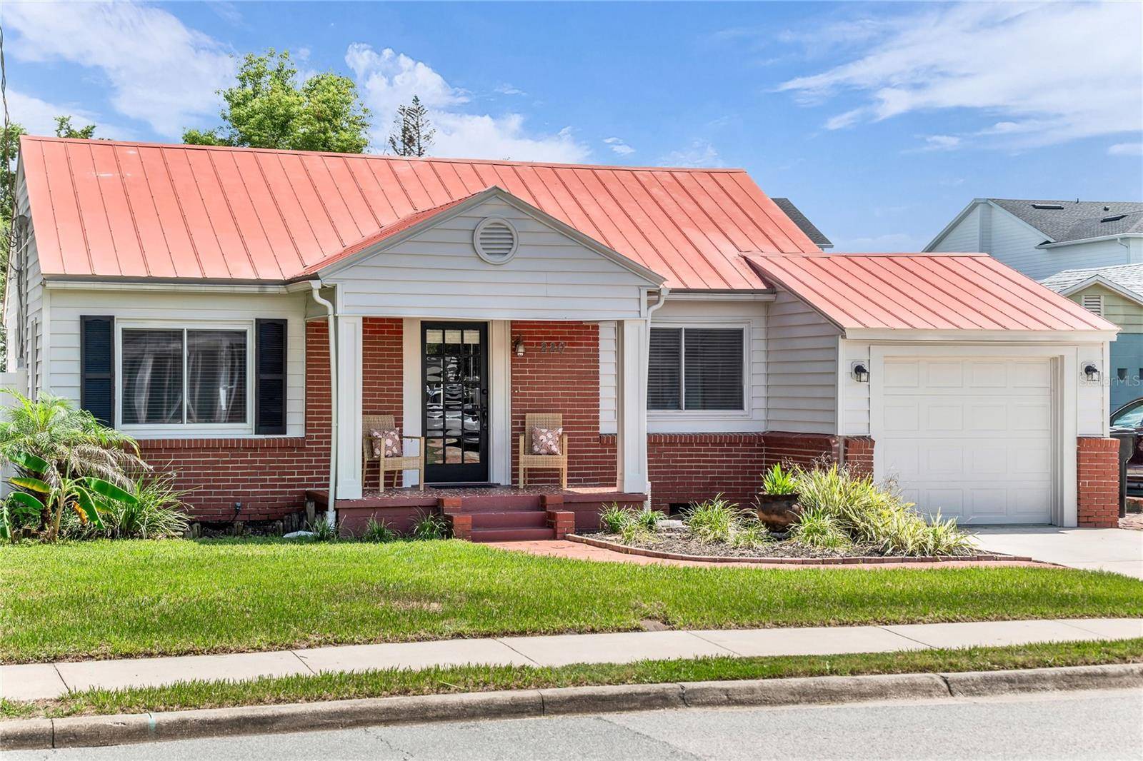 220 E GRANT ST, Orlando, FL 32806