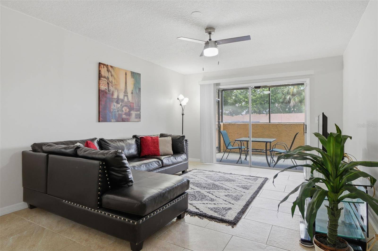 648 KENWICK CIR #102, Casselberry, FL 32707