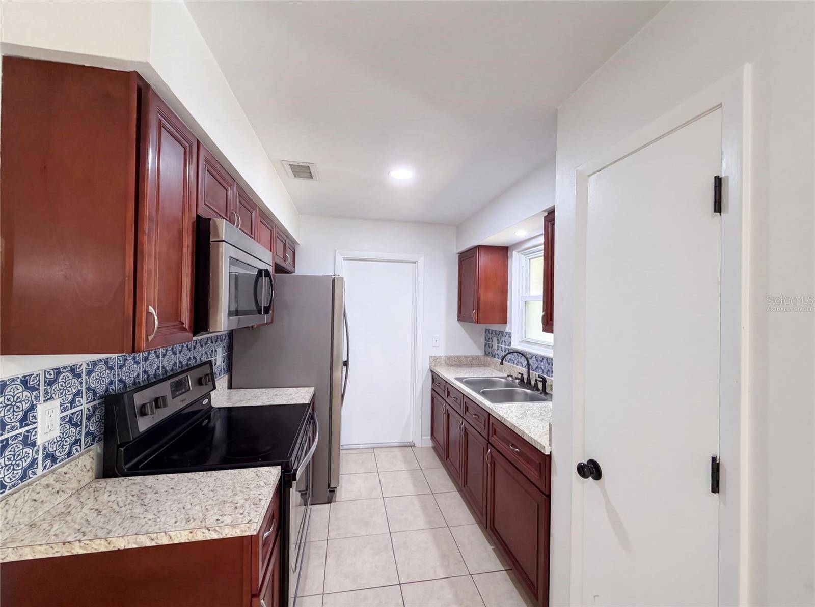 7233 THOMAS JEFFERSON CIR W, Bartow, FL 33830