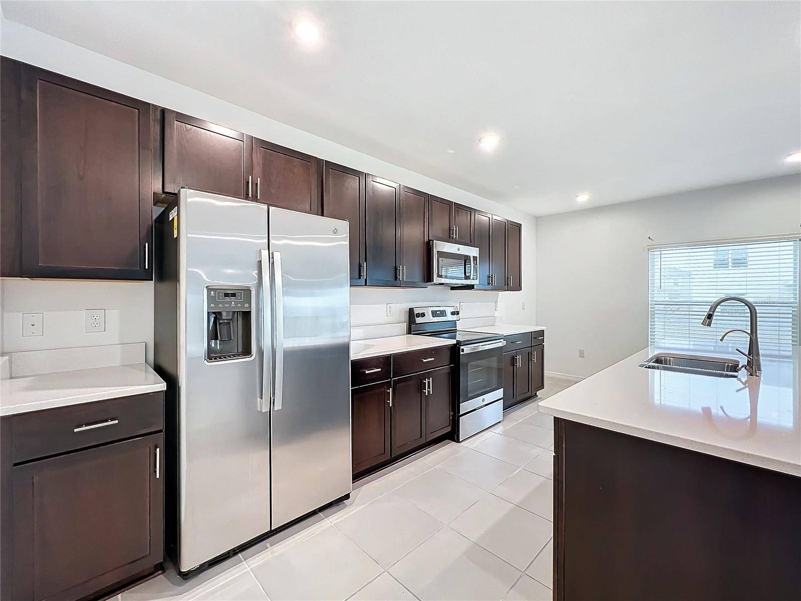 5627 COSTA BLANCA WAY, Davenport, FL 33897