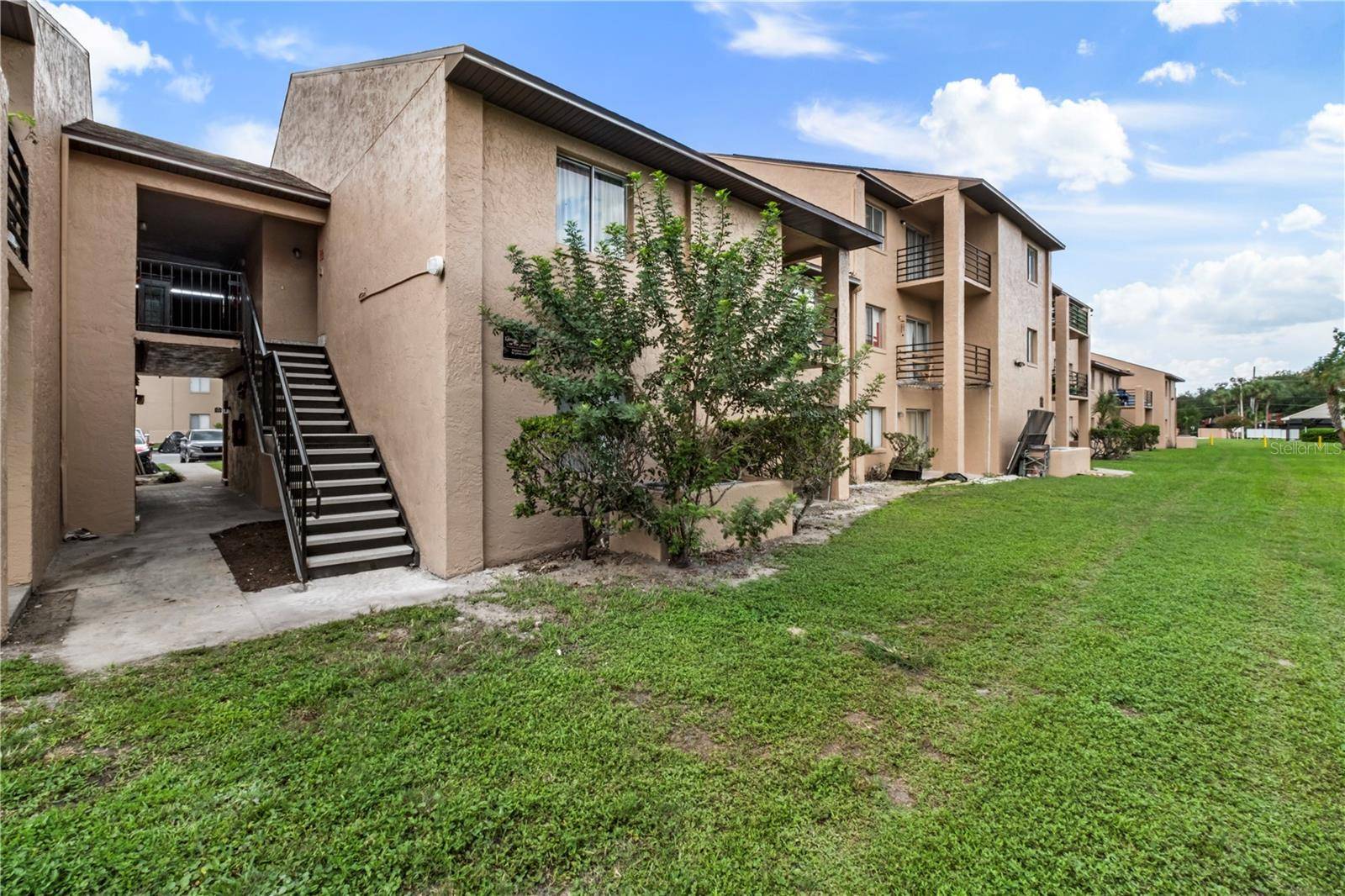 5219 VIA HACIENDA CIR #B109, Orlando, FL 32839