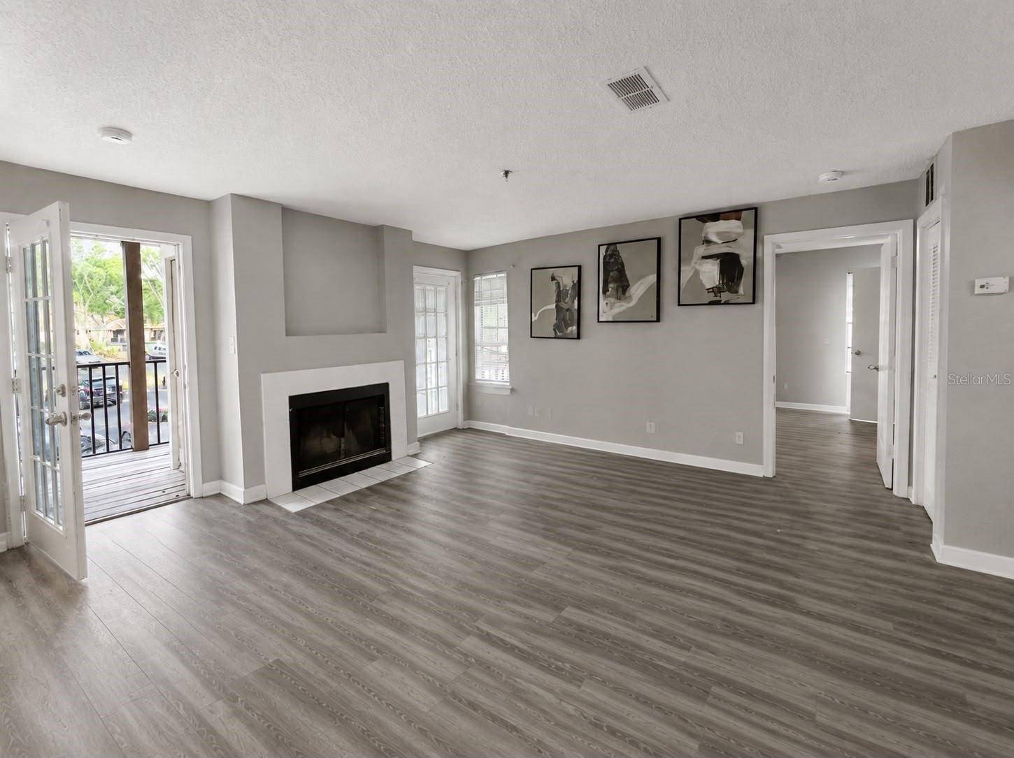 224 AFTON SQ #201, Altamonte Springs, FL 32714