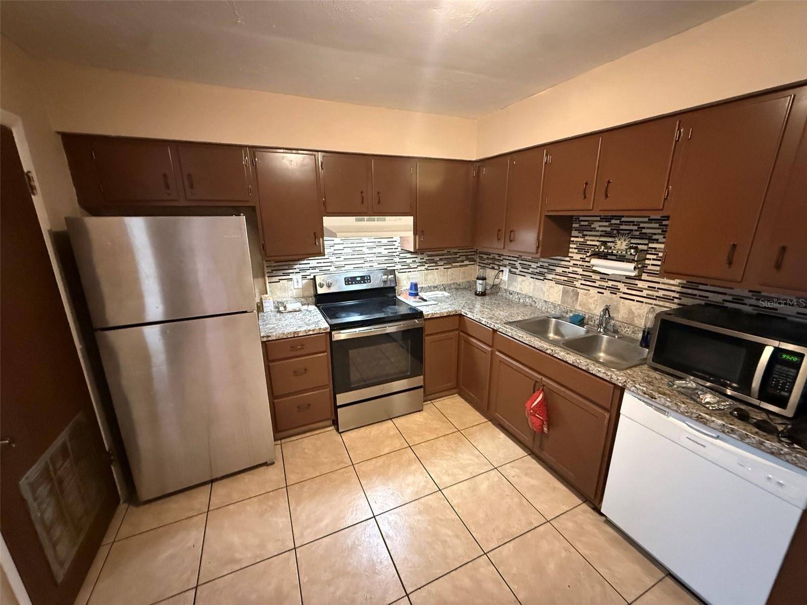 3988 CRAYRICH CIR #C, Orlando, FL 32839
