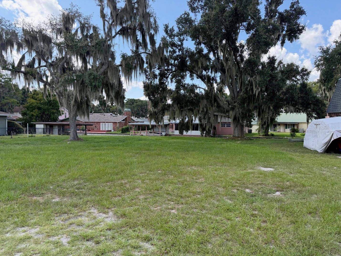 MEMORY LN, Tavares, FL 32778