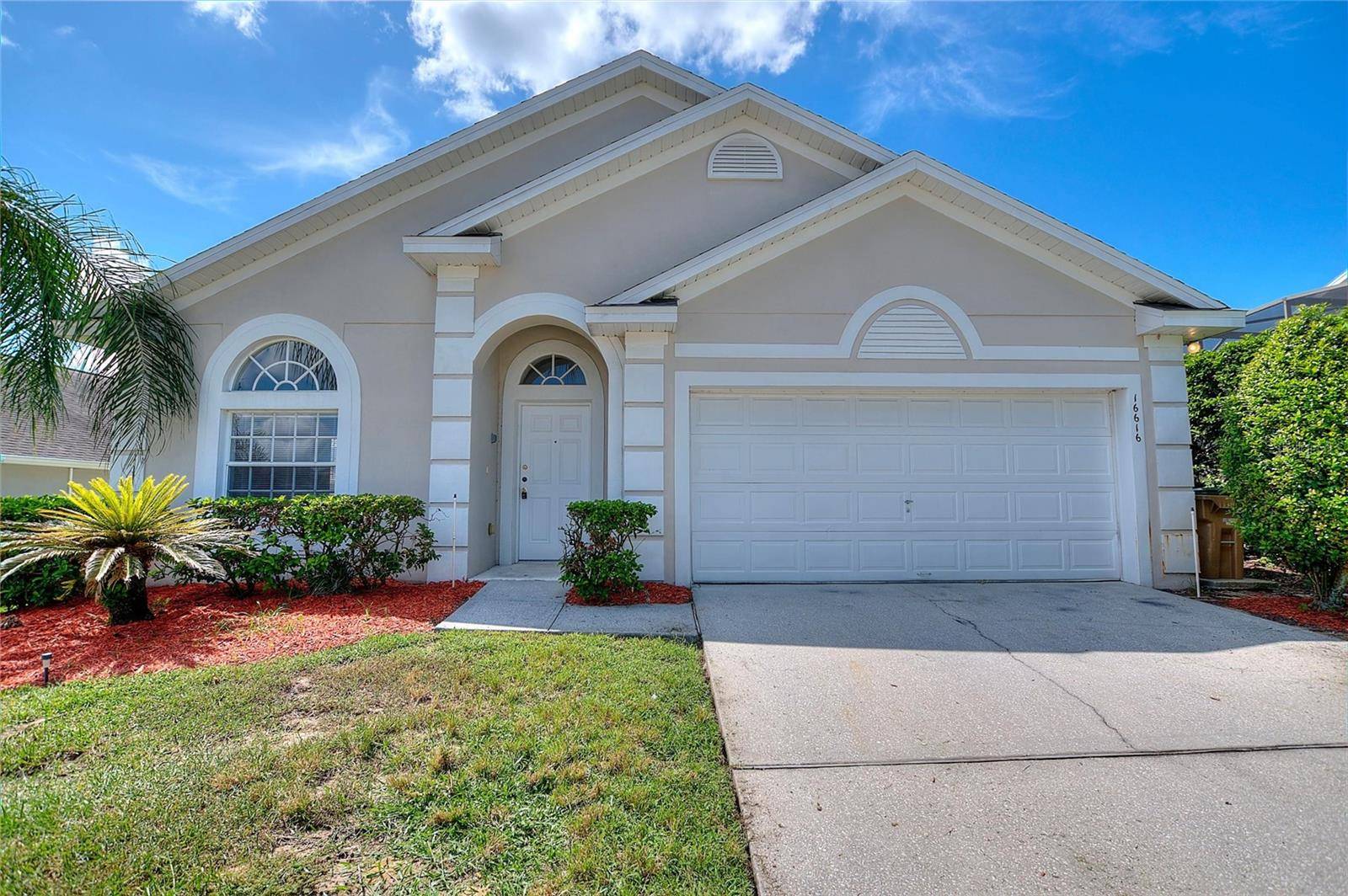 16616 PALM SPRING DR, Clermont, FL 34714