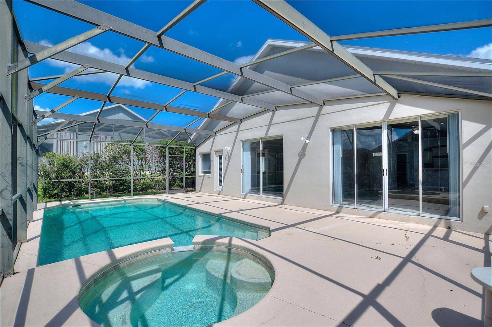 16616 PALM SPRING DR, Clermont, FL 34714
