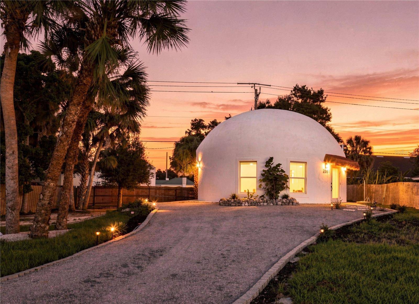 2881 GENTIAN RD, Venice, FL 34293