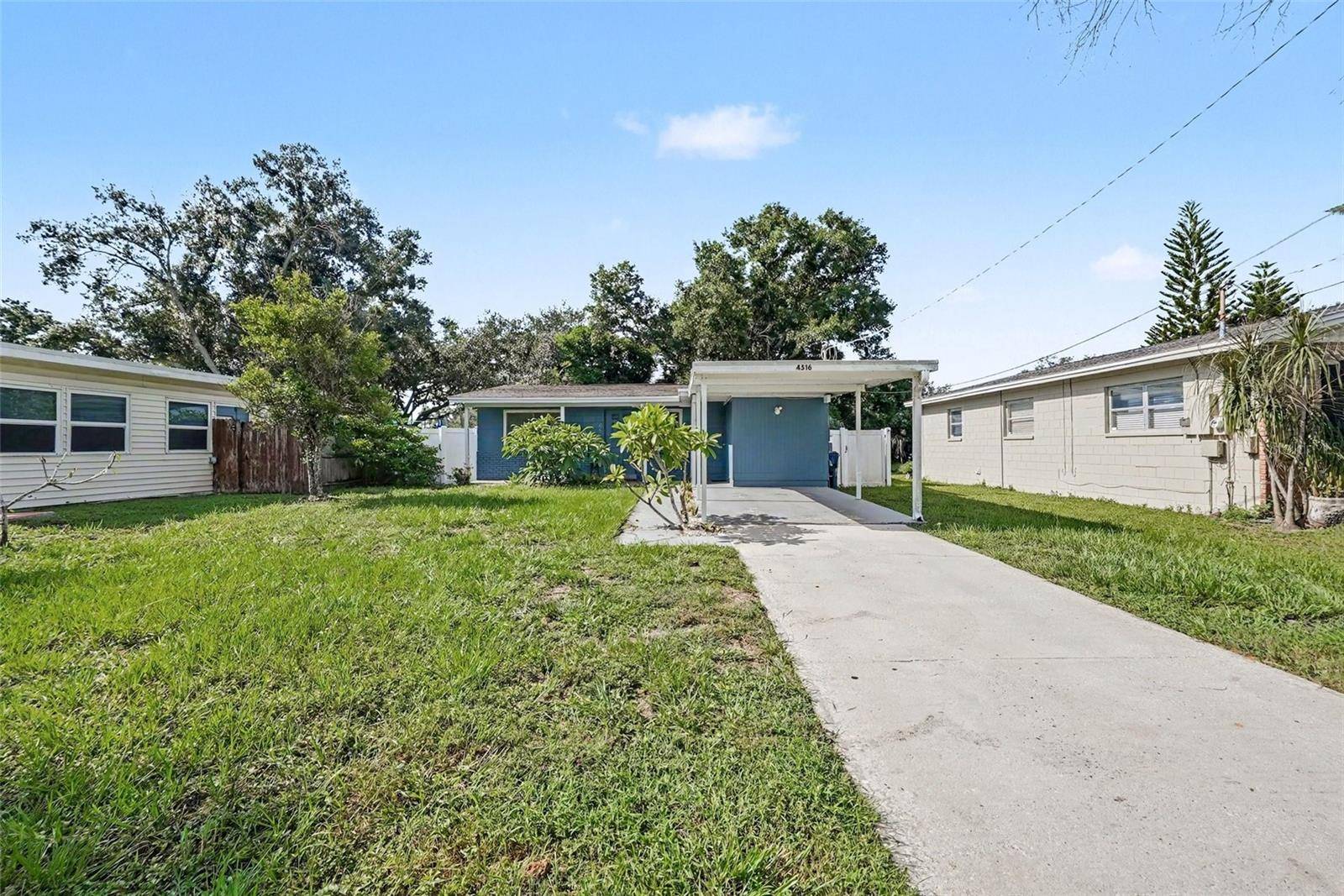 4516 W PAXTON AVE, Tampa, FL 33611