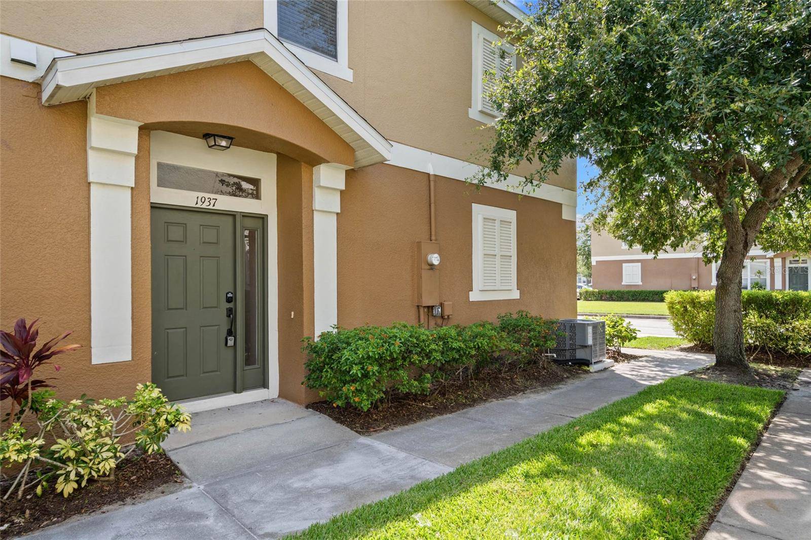 1937 ESTANCIA CIR #1937, Kissimmee, FL 34741