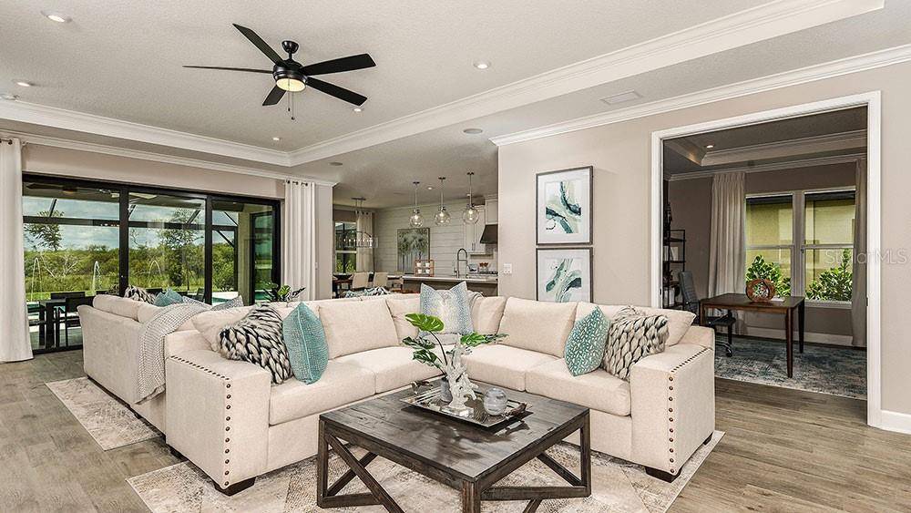 813 LADYFISH TRL, St Cloud, FL 34771