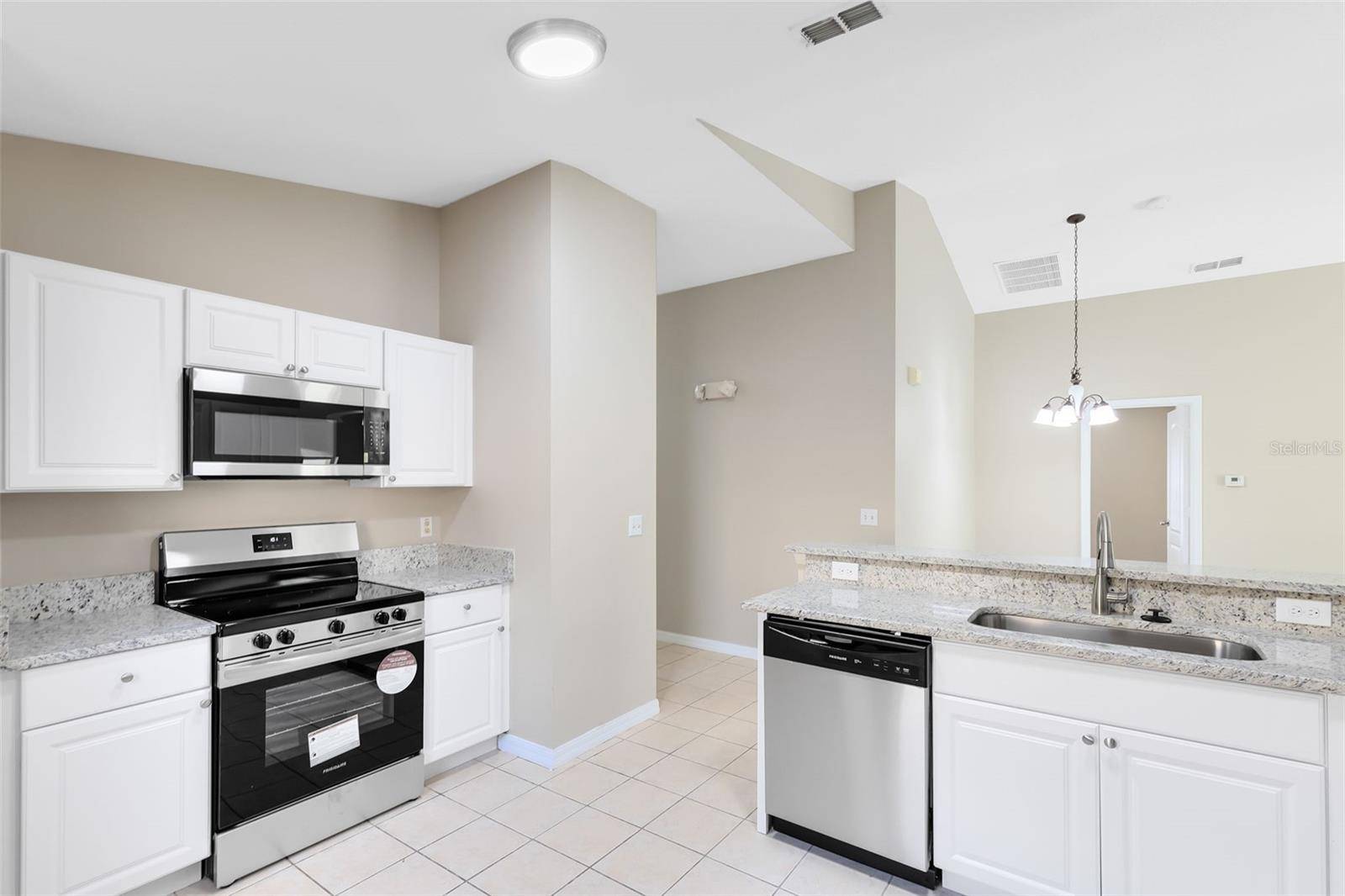 139 RIDGEBROOK CT, Davenport, FL 33896