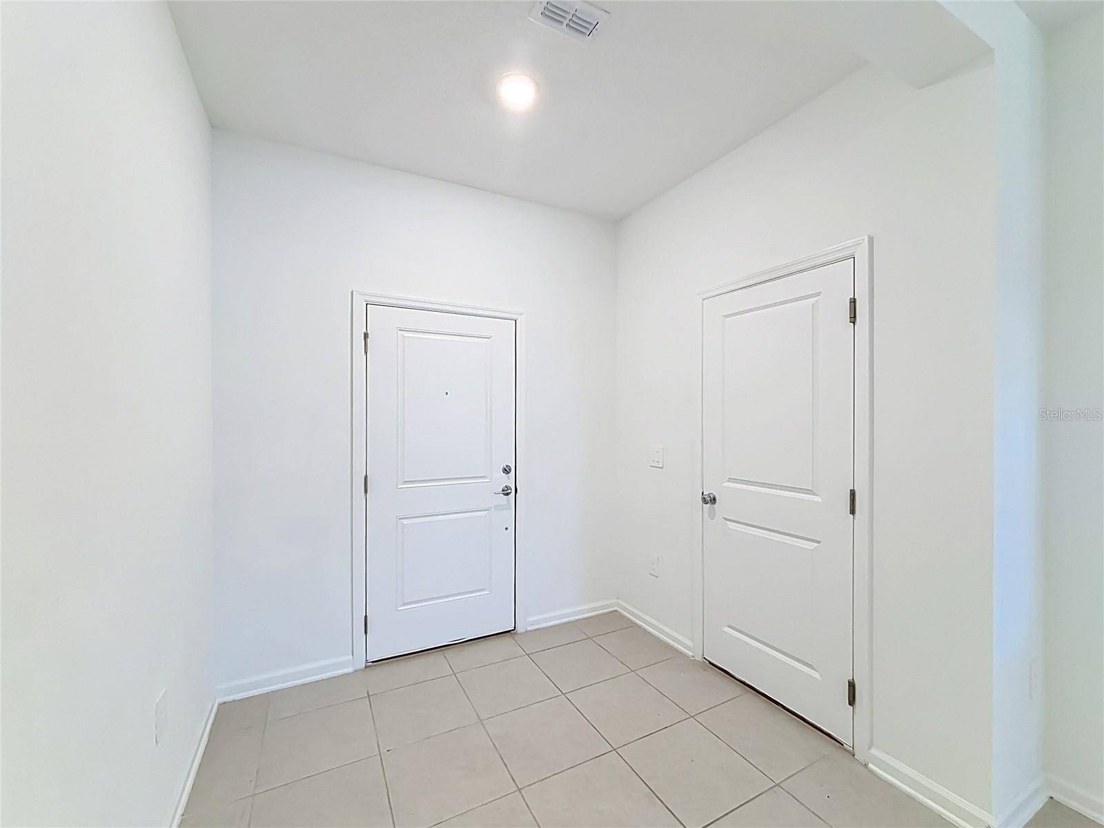 331 SOL VISTA DRIVE, Dundee, FL 33838