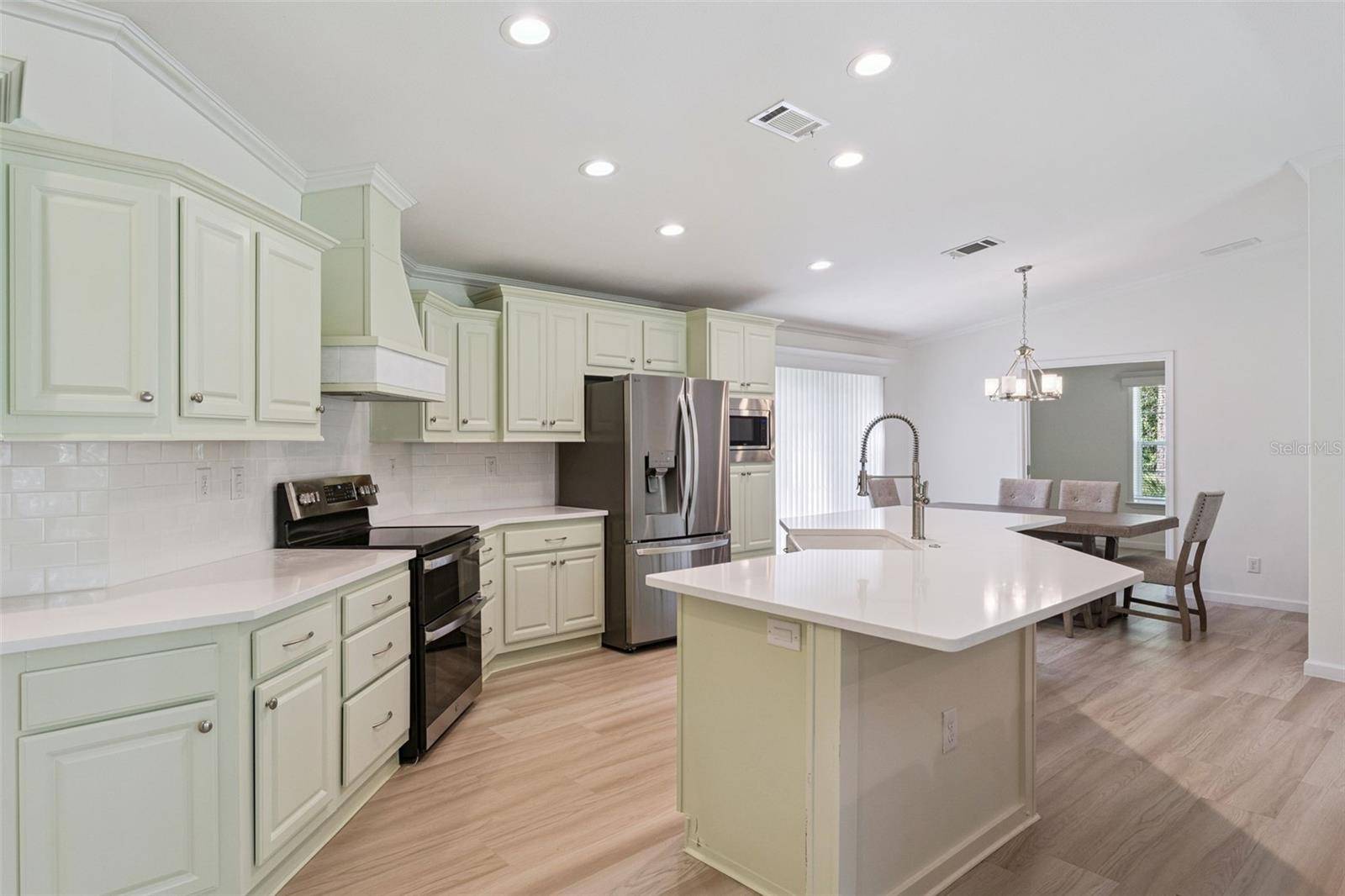 1161 LAKE HARNEY WOODS BLVD, Mims, FL 32754
