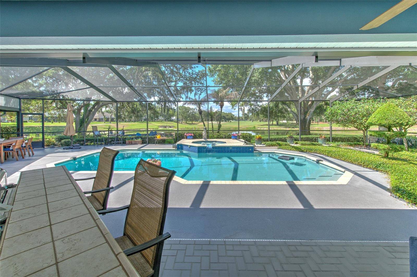 5103 BROKEN SOUND LN, Valrico, FL 33596