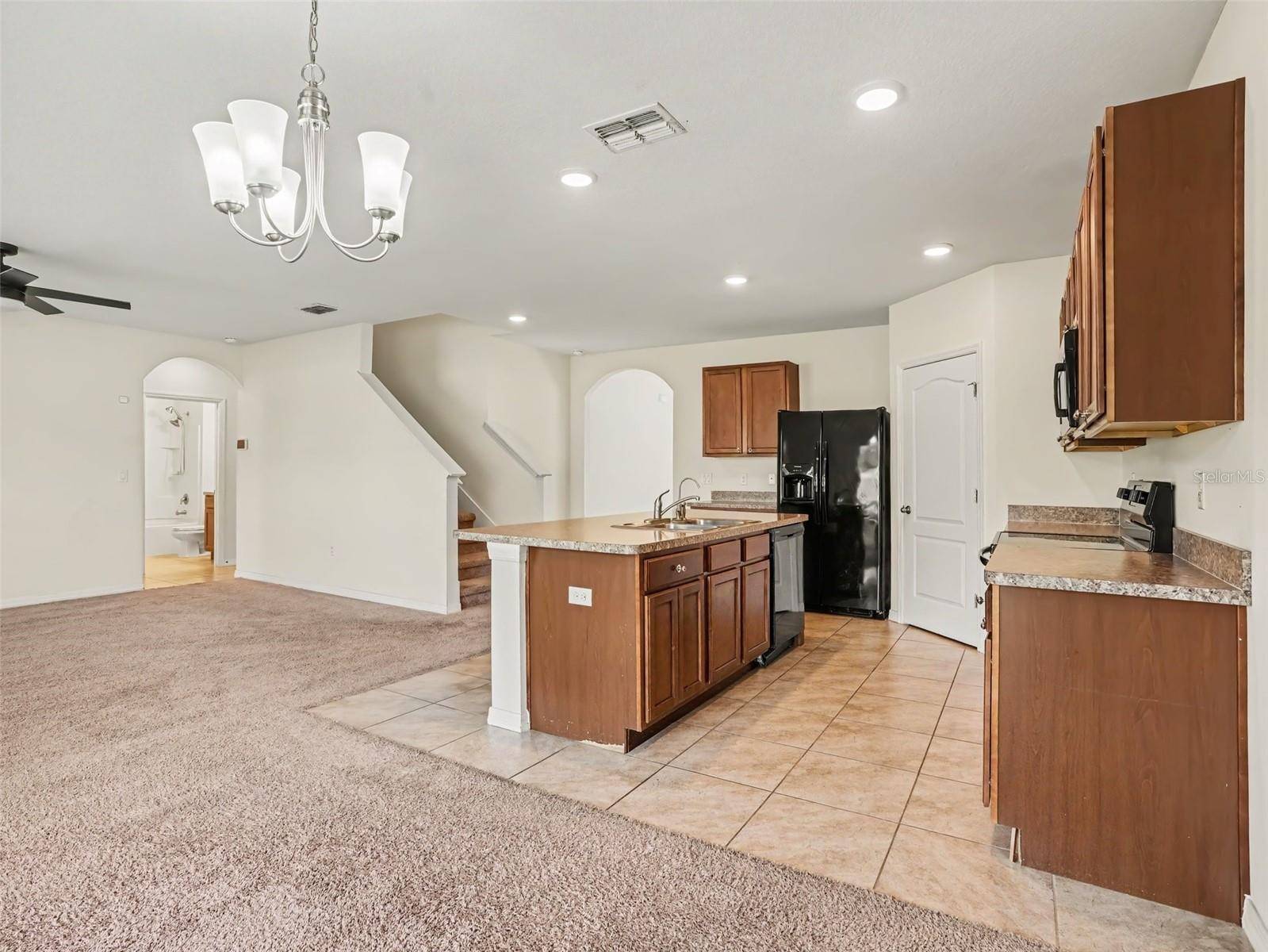281 ST GEORGES CIR, Eagle Lake, FL 33839