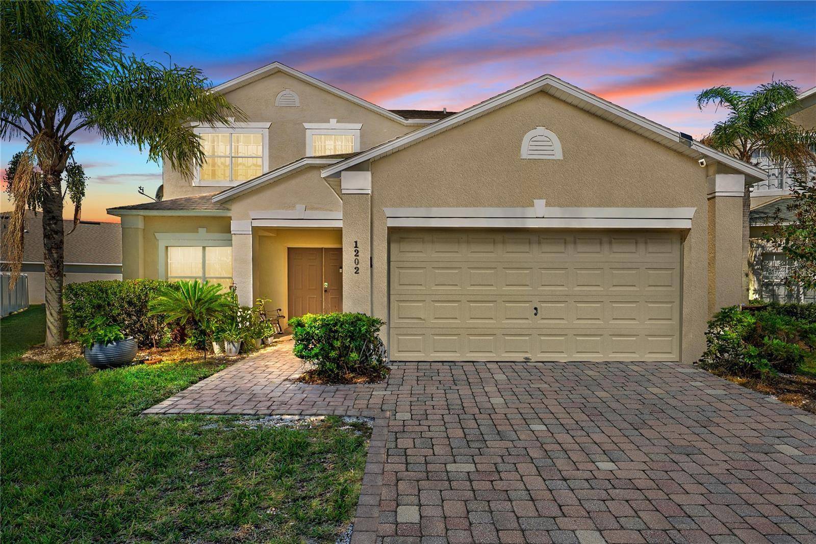 1202 CUMBRIAN LAKES CT, Kissimmee, FL 34746