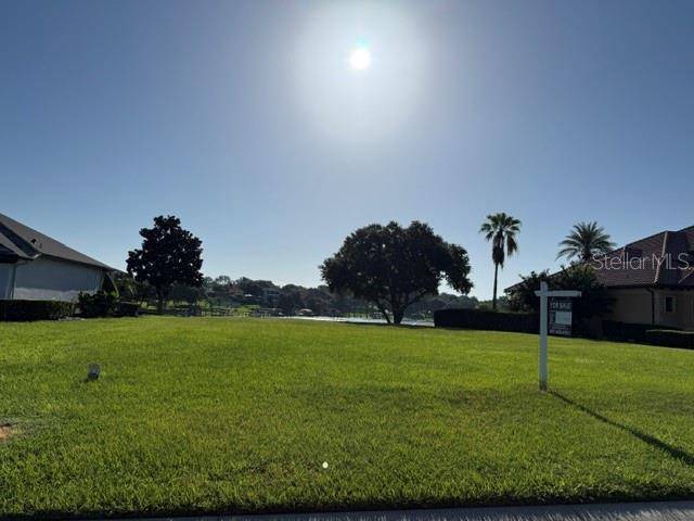 906 JOHNS POINT DR, Oakland, FL 34787