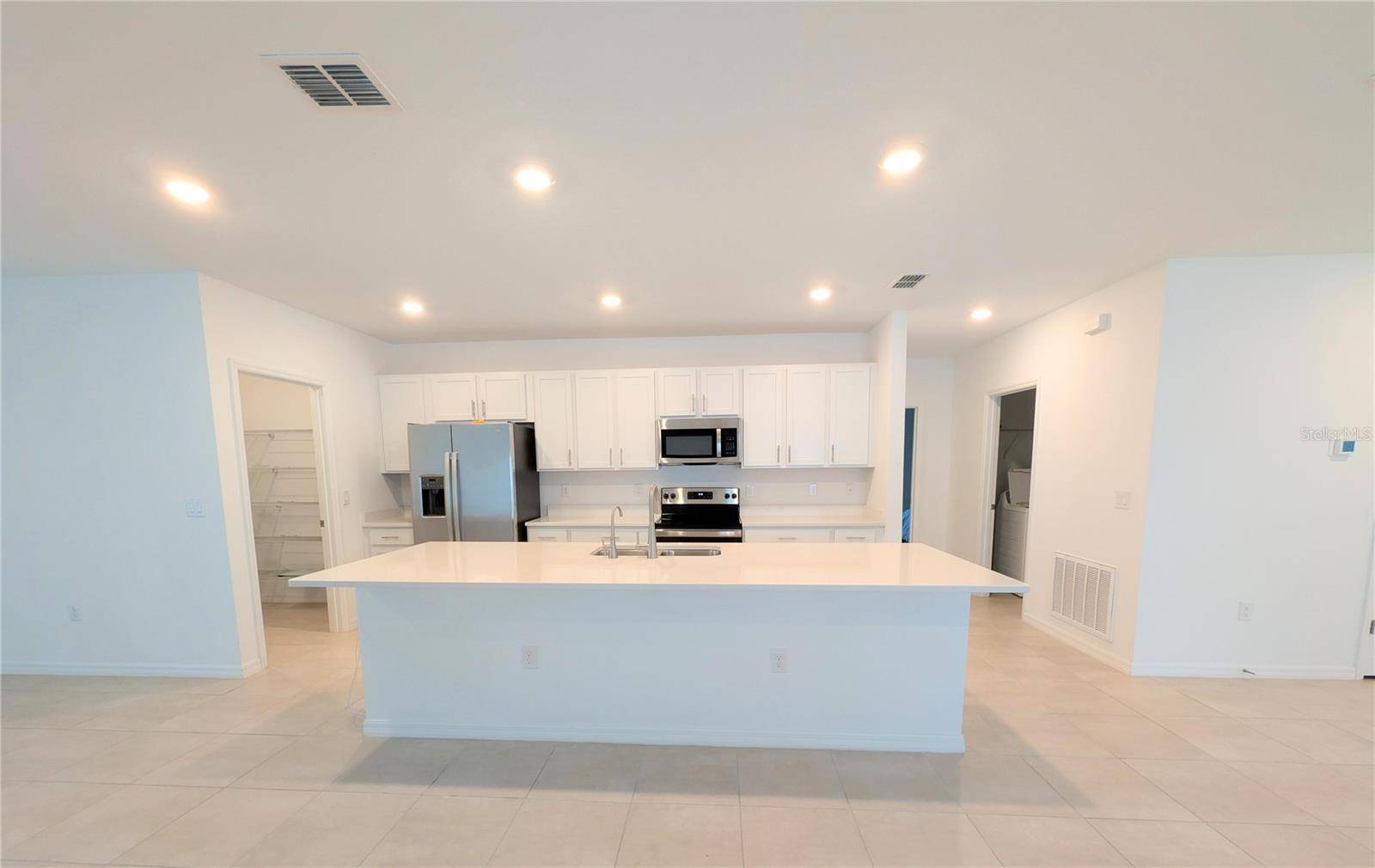243 AMBER WAY, Kissimmee, FL 34758