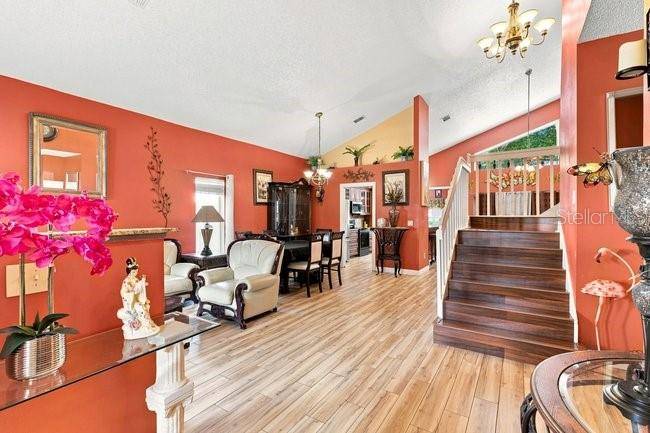 84 KNIGHTS HOLLOW DR, Apopka, FL 32712