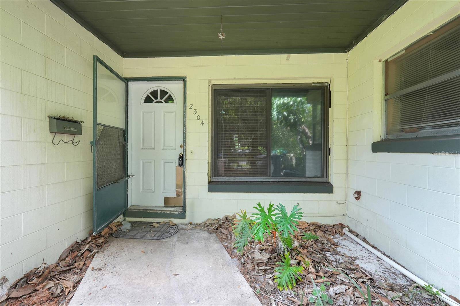 2304 COLTON DRIVE, Orlando, FL 32822