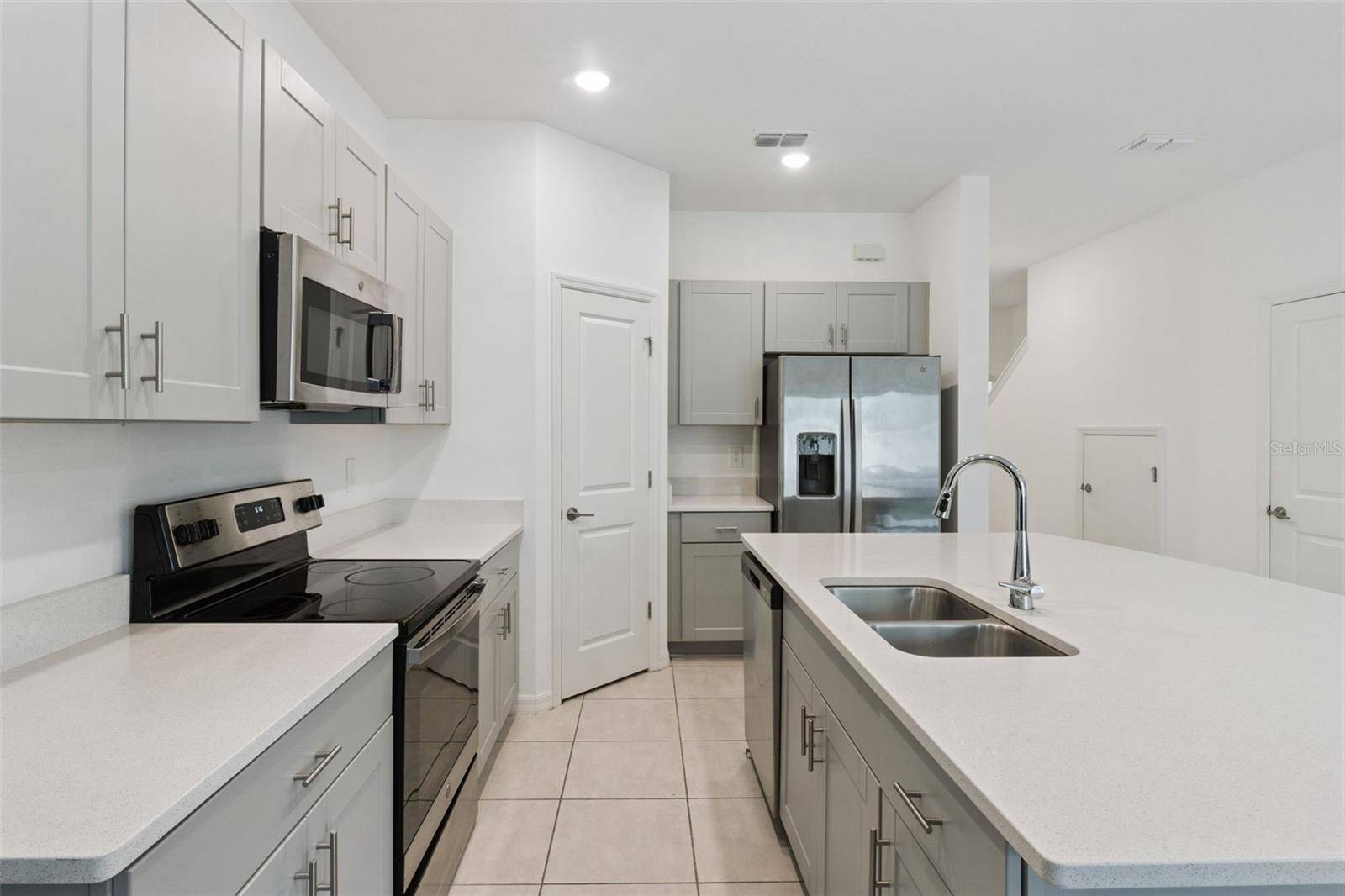 2251 PORTRAIT ST, Poinciana, FL 34758