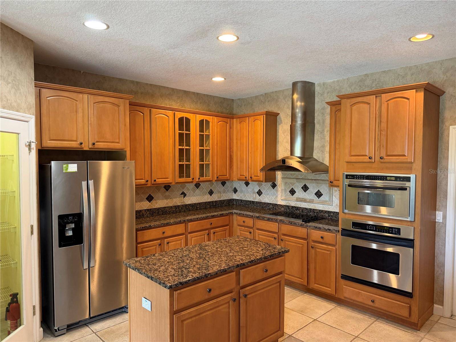 9609 WESTOVER CLUB CIR, Windermere, FL 34786