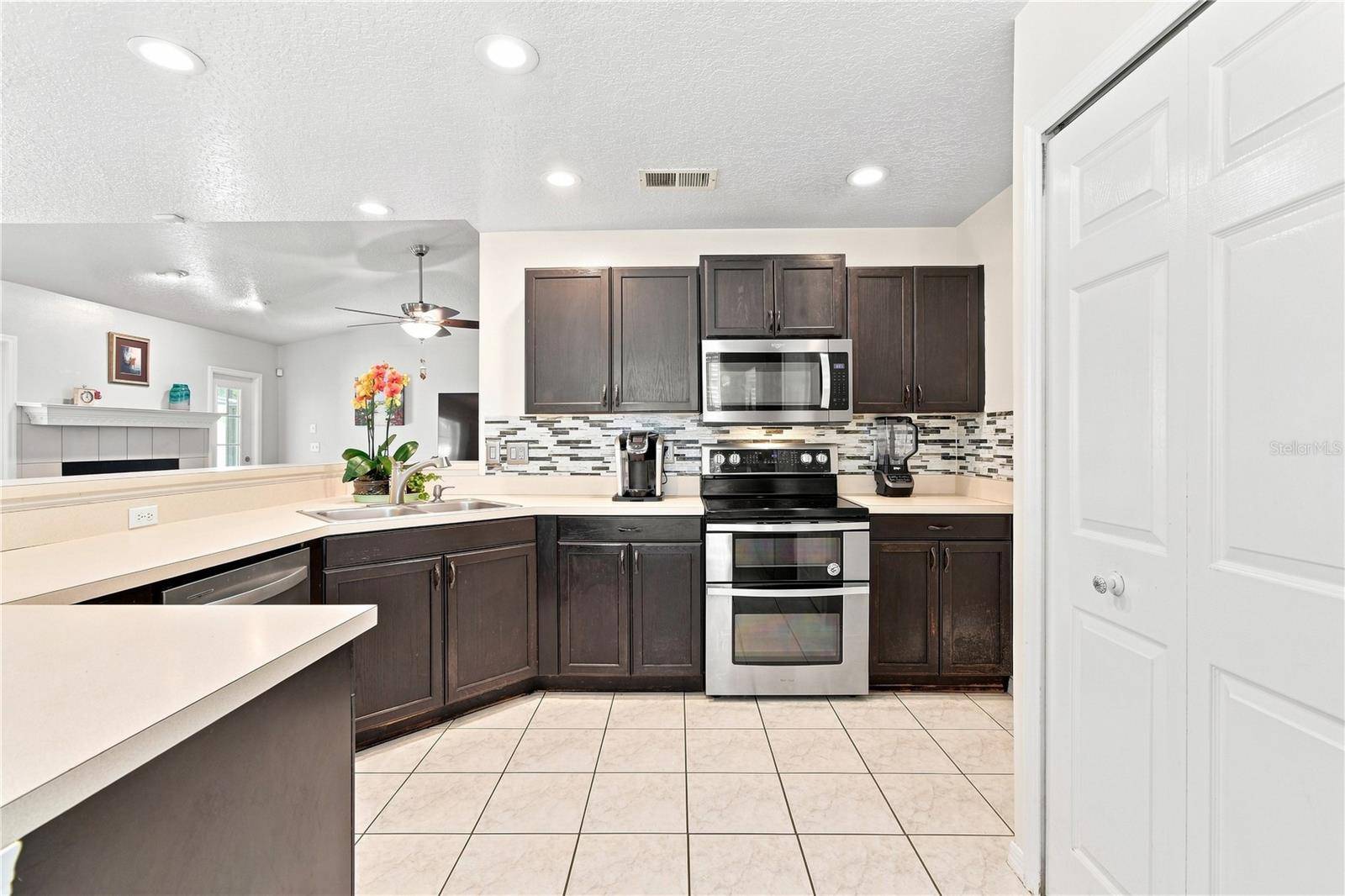 1009 SPRING LOOP WAY, Winter Garden, FL 34787