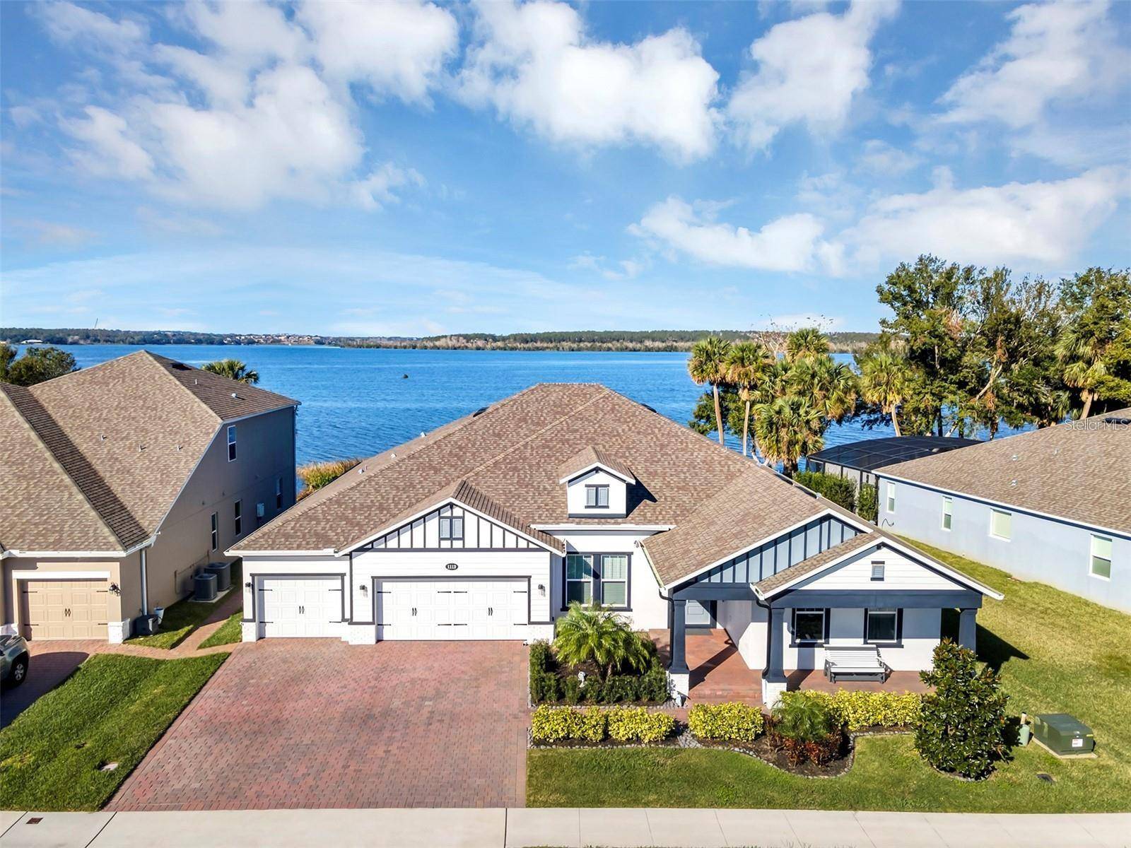 1112 HULL ISLAND DR, Oakland, FL 34787