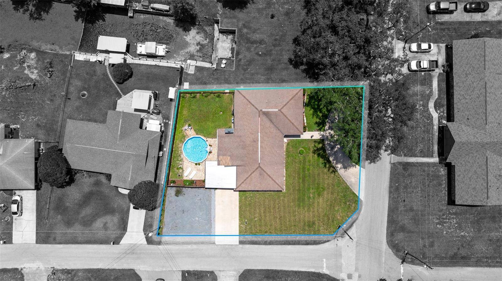1351 CR 482N, Lake Panasoffkee, FL 33538