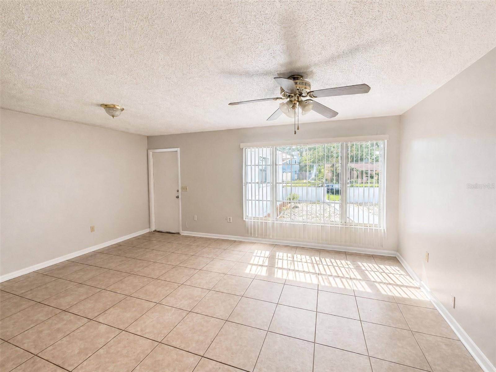 621 ASHBERRY LN, Altamonte Springs, FL 32714