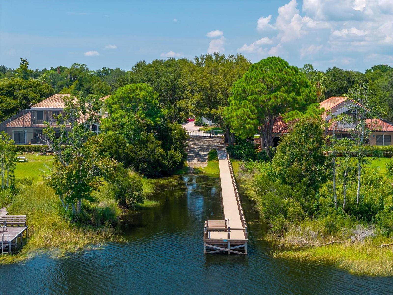 1070 CEASARS CT, Mount Dora, FL 32757