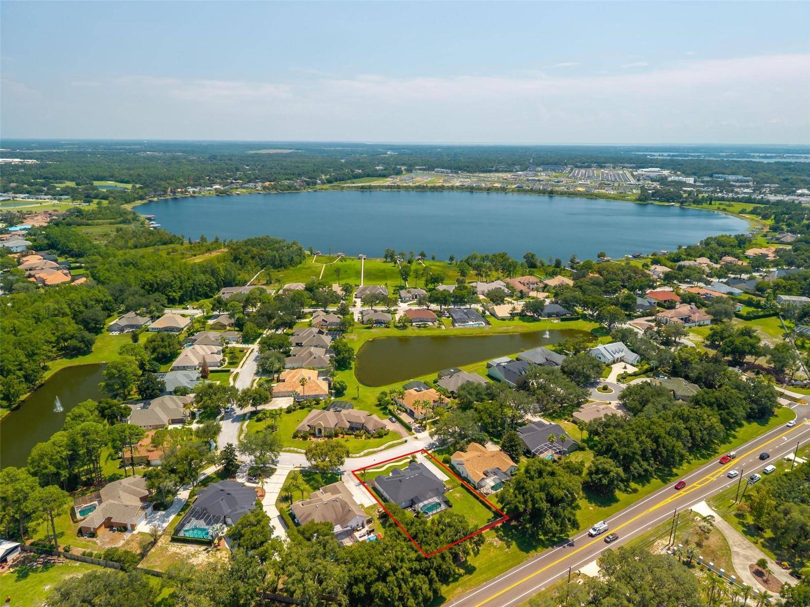 1070 CEASARS CT, Mount Dora, FL 32757