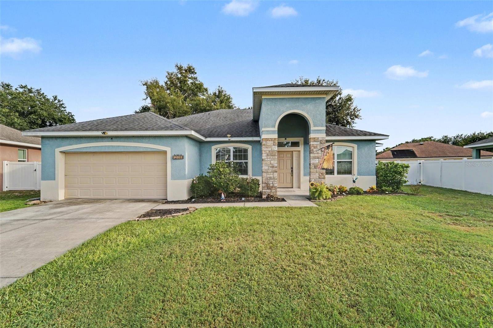 13144 LAUREL CREST CT, Grand Island, FL 32735