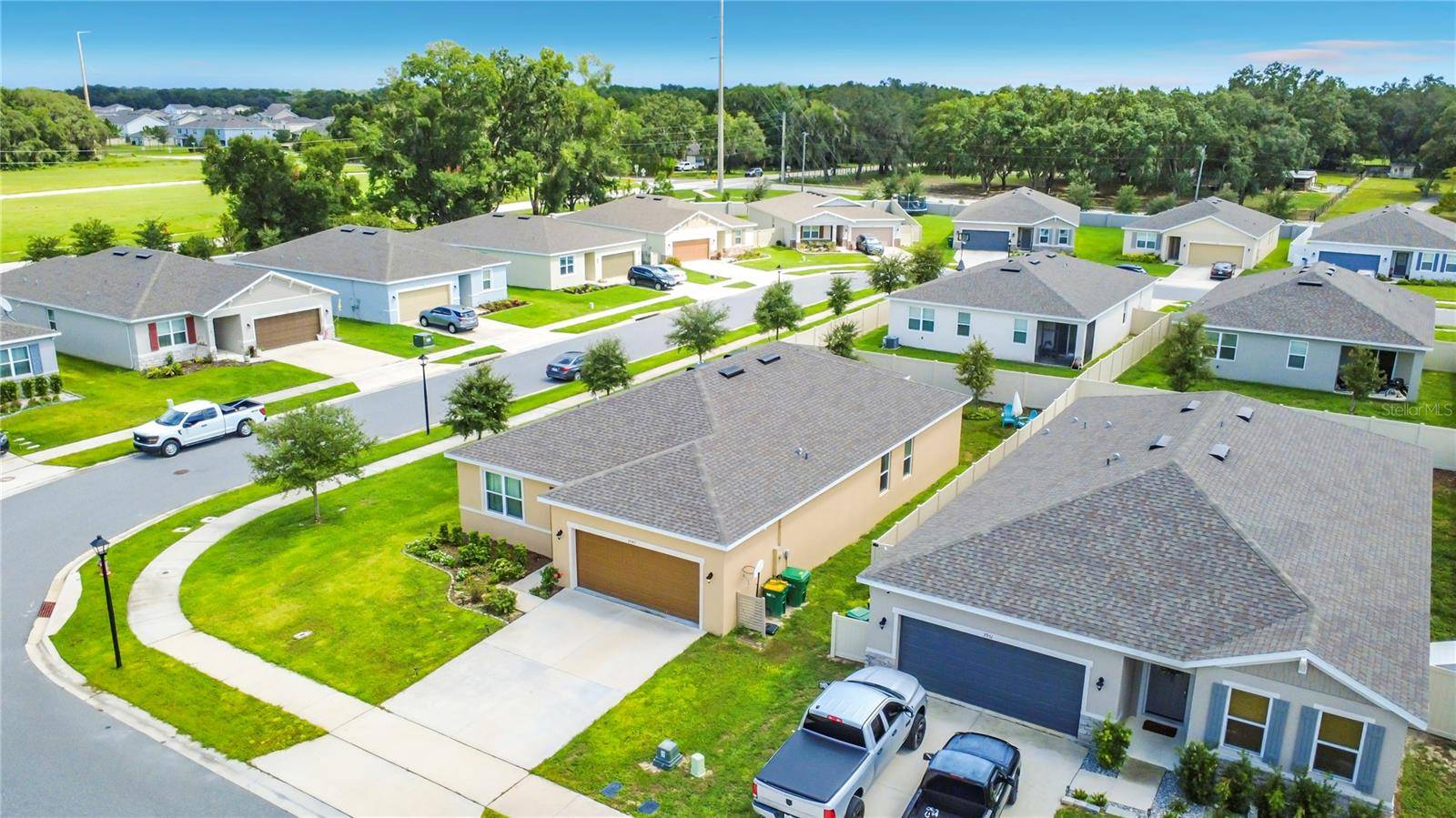 3947 MAYHILL LOOP, Eustis, FL 32736