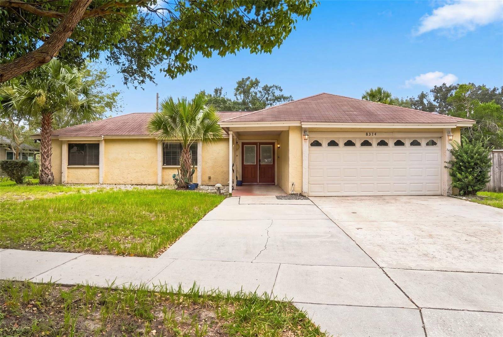 8334 CROSSWICKS DR, Orlando, FL 32819