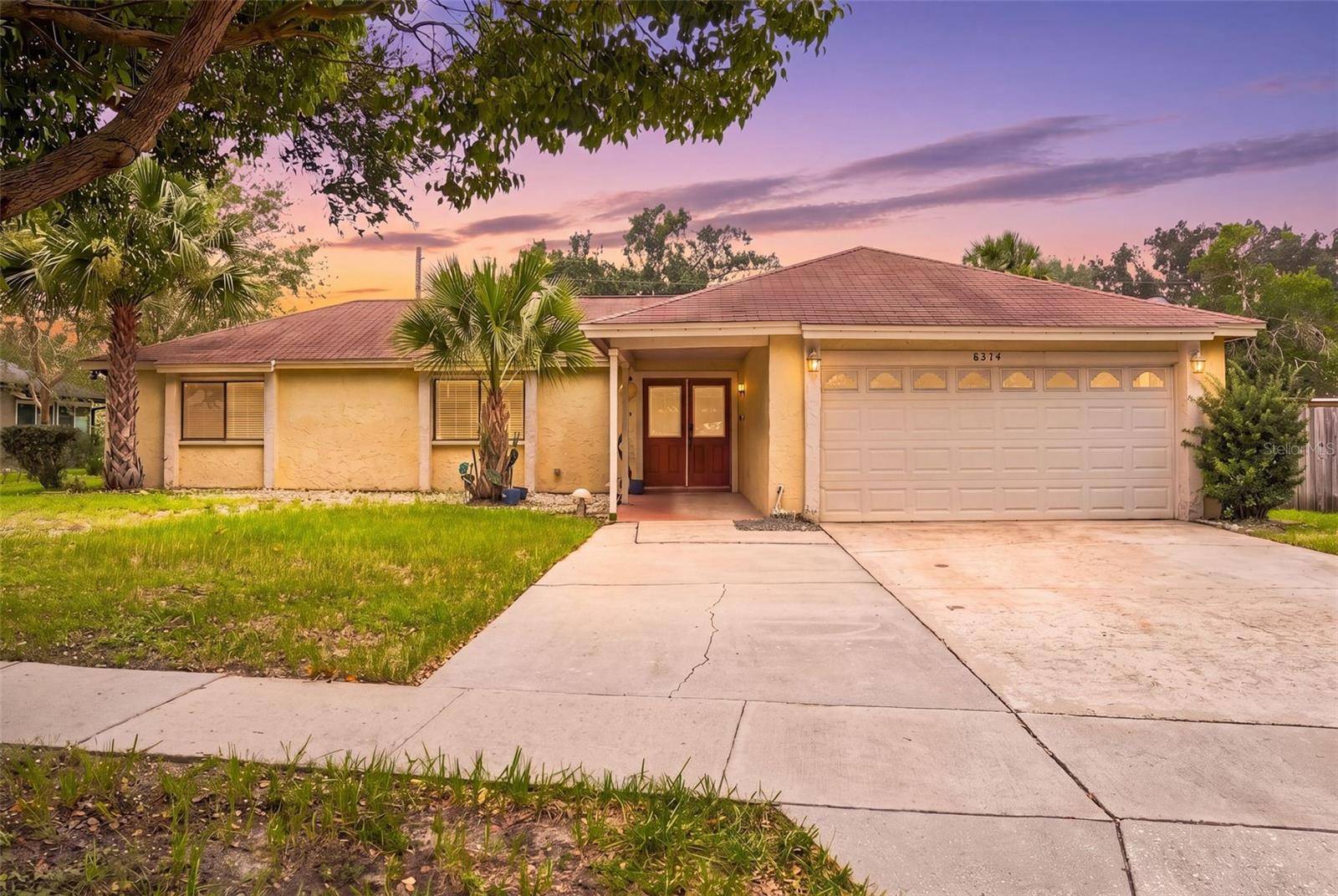 8334 CROSSWICKS DR, Orlando, FL 32819