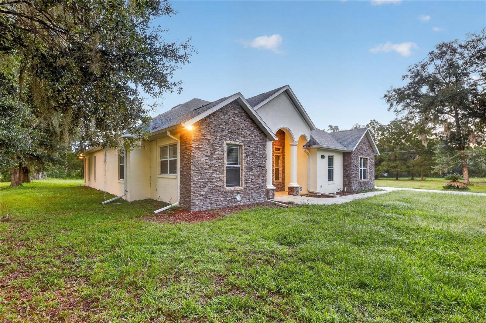 3049 W LAUREL ST, Lecanto, FL 34461