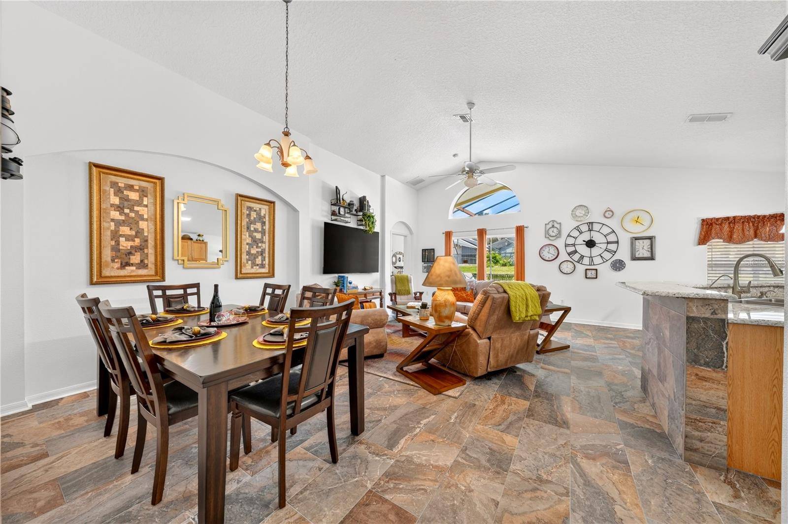358 LANCASTER DR, Davenport, FL 33897