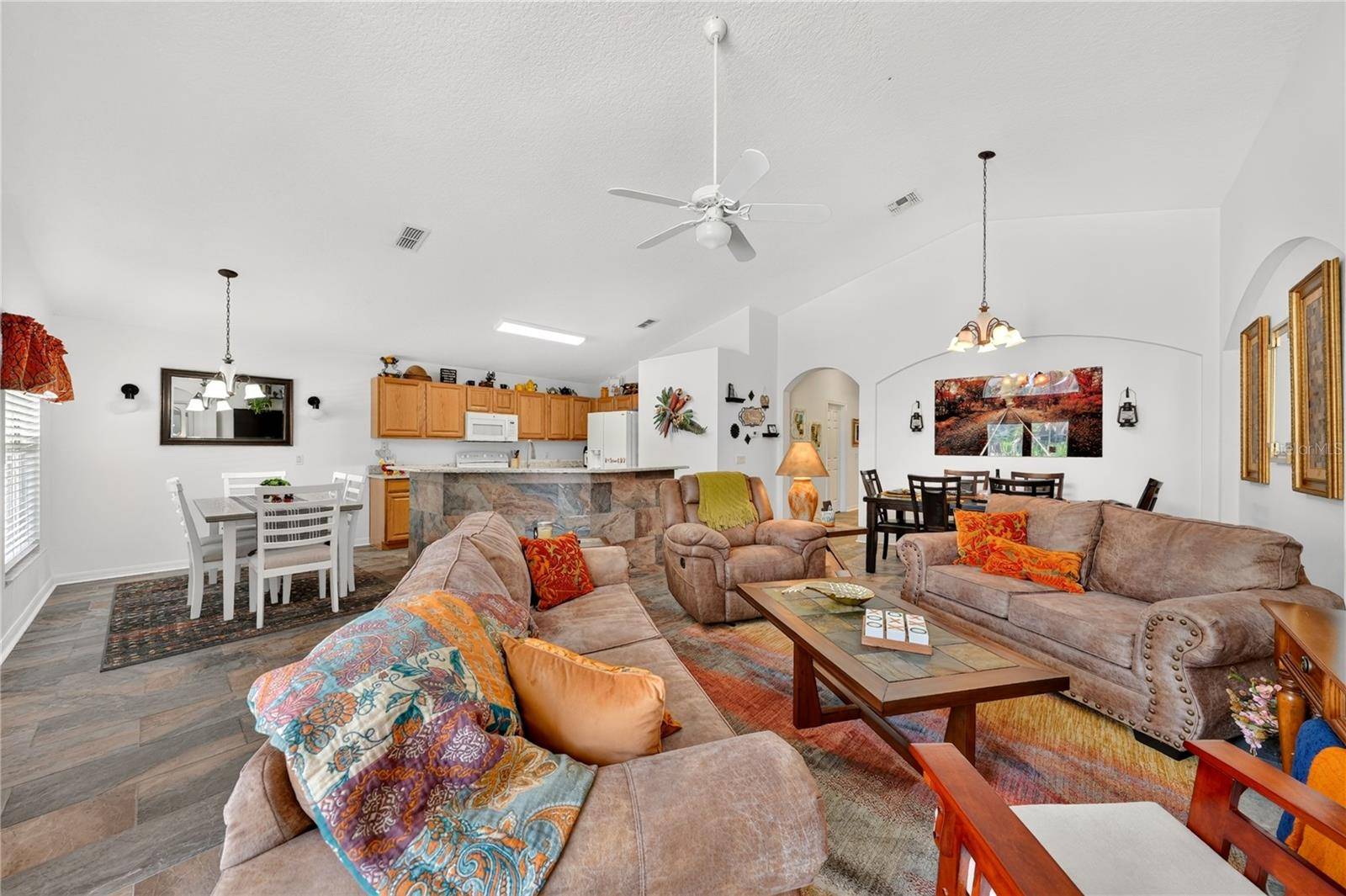 358 LANCASTER DR, Davenport, FL 33897